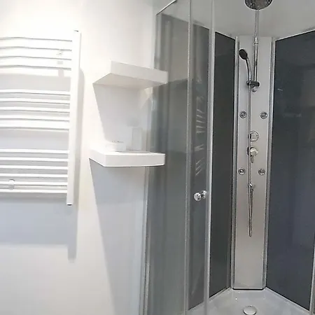Montagne Chic * لا بوربول