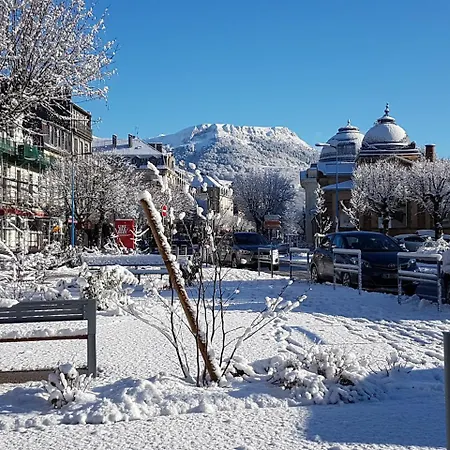 Montagne Chic لا بوربول